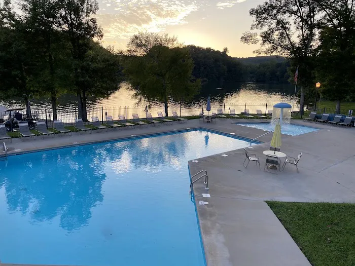 Caney Creek RV Resort Picture 3