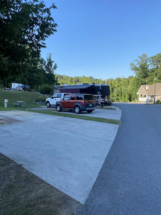 Caney Creek RV Resort Picture 10