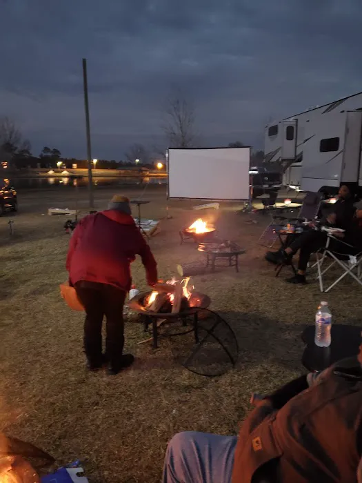 Paulk Park RV Park Picture 10