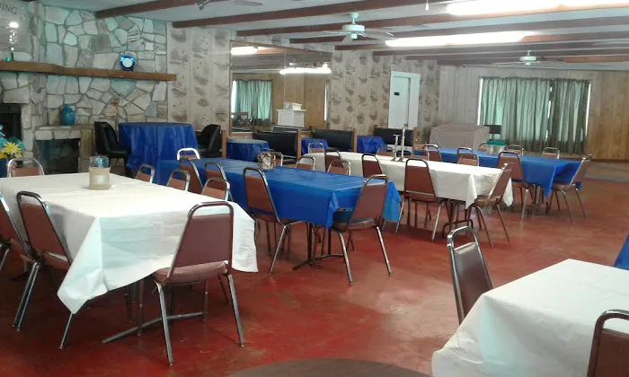 Cecil Bay RV Park Picture 7