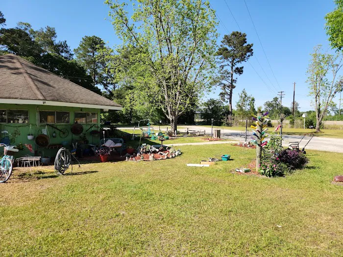 Cecil Bay RV Park Picture 10