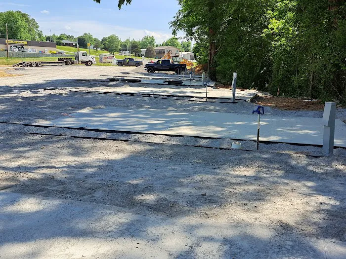 The Right Spot RV Park Picture 3