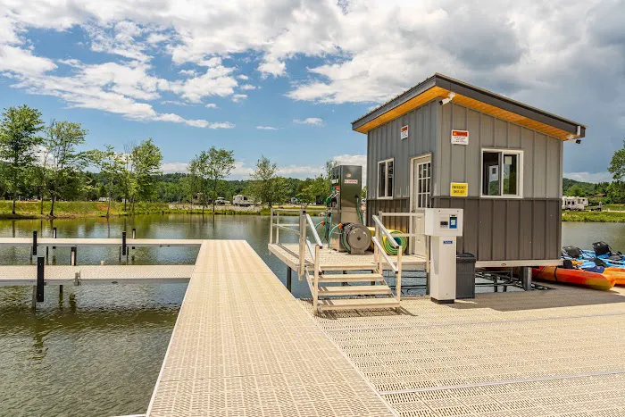 Rockwood Marina & RV Resort Picture 2