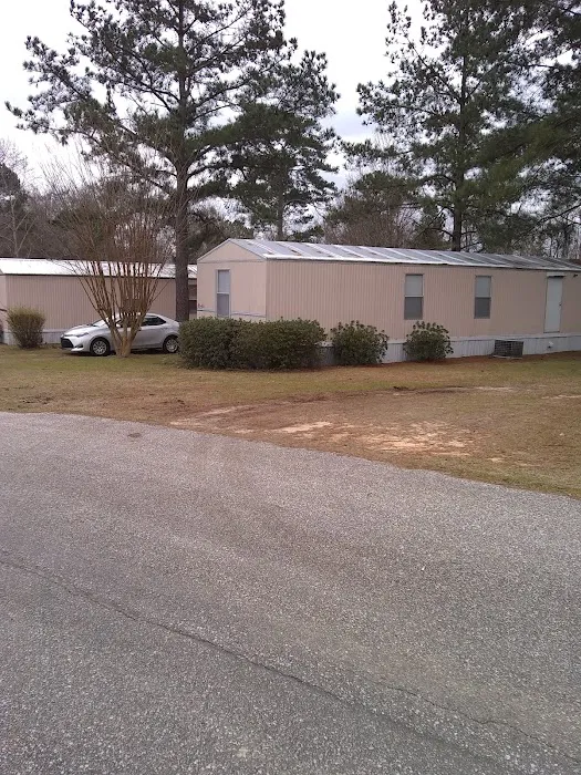 Pointe South Mobile Estates Picture 8