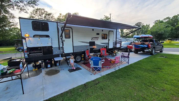 Dothan RV Park Picture 2