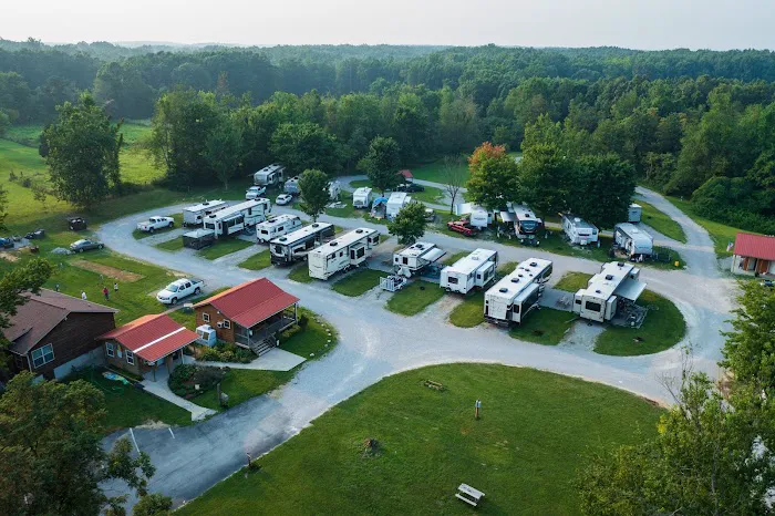 Maple Hill RV Park & Cabins Picture 4