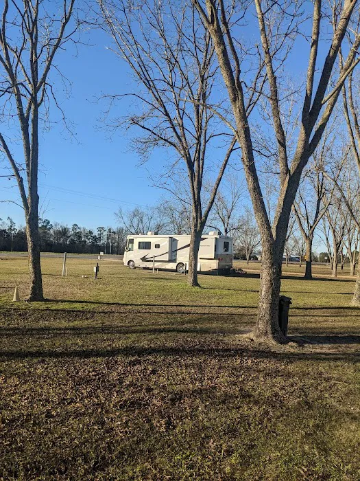 Catfish Creek RV Park Picture 3