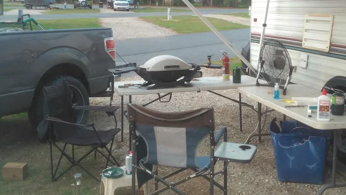 Valdosta Oaks Rv Park Picture 4