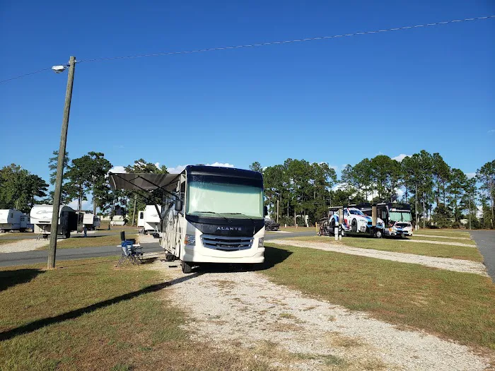 Valdosta Oaks Rv Park Picture 5