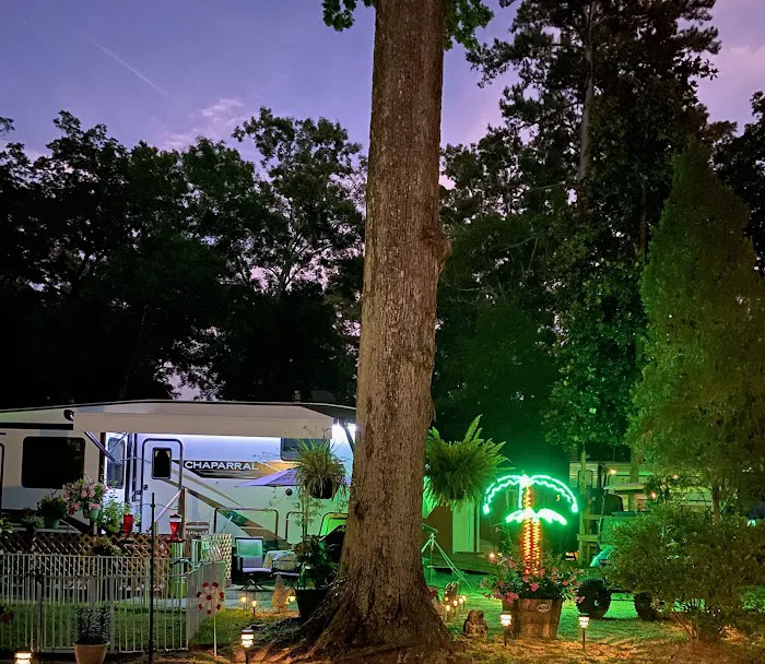 River RV Park Picture 5