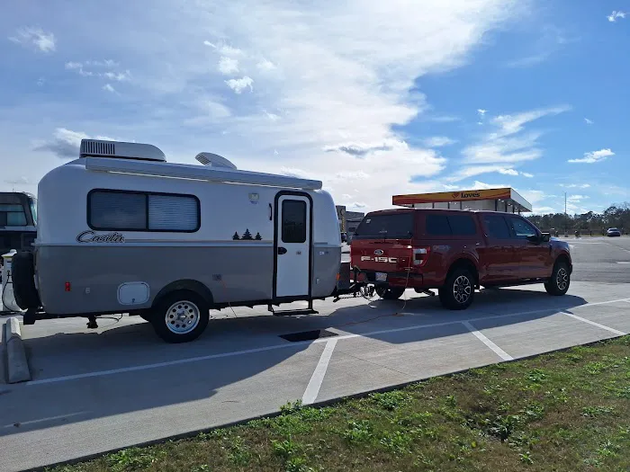 Love's RV Hookup Picture 9