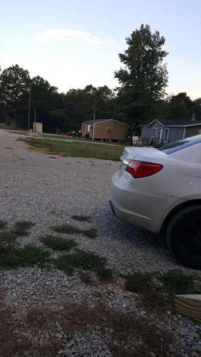 Kizer Trailer Park Picture 2