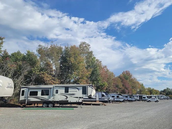 Cumberland Miles Campground & RV Park Picture 3