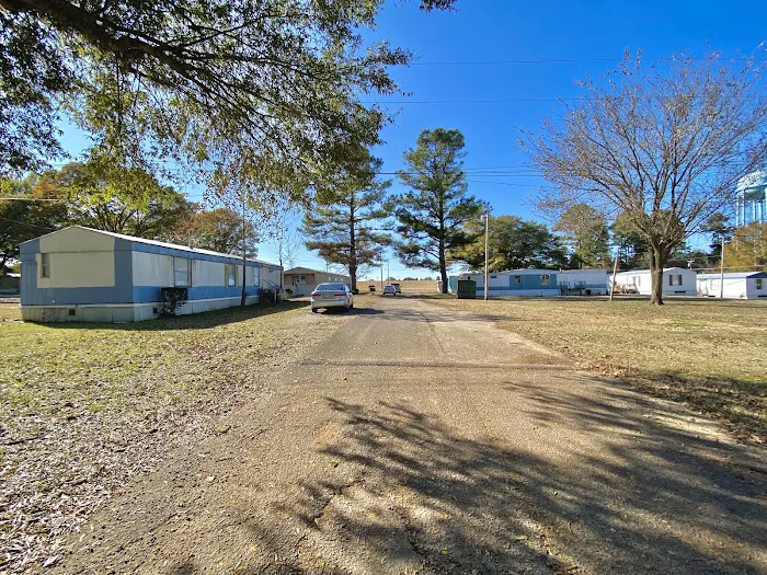 Bolivar Oaks Mobile Home Park Picture 1