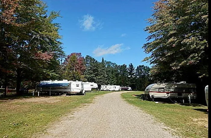 Woodlands Acres Campground Picture 4
