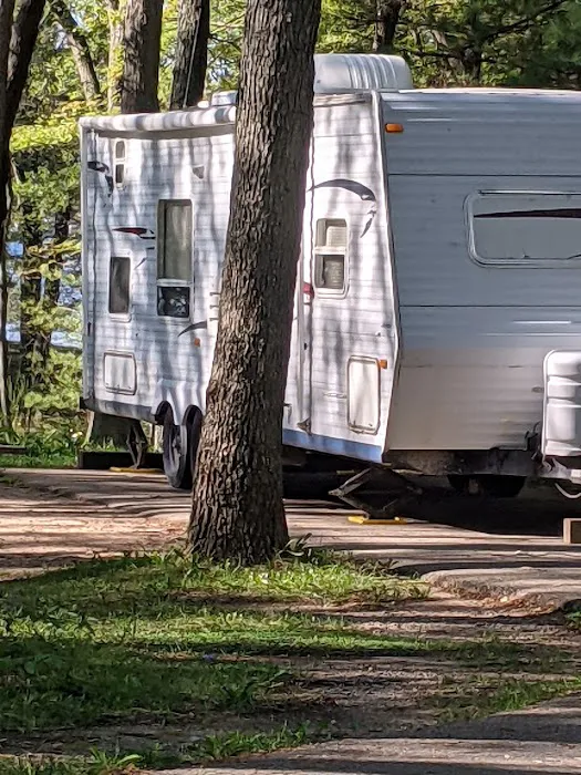 Round Lake Campground Picture 2