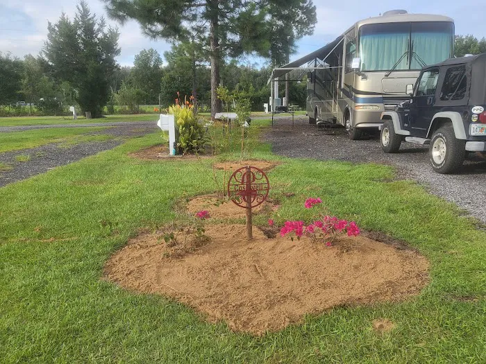 HitchinPost RV Park and Campground Picture 3