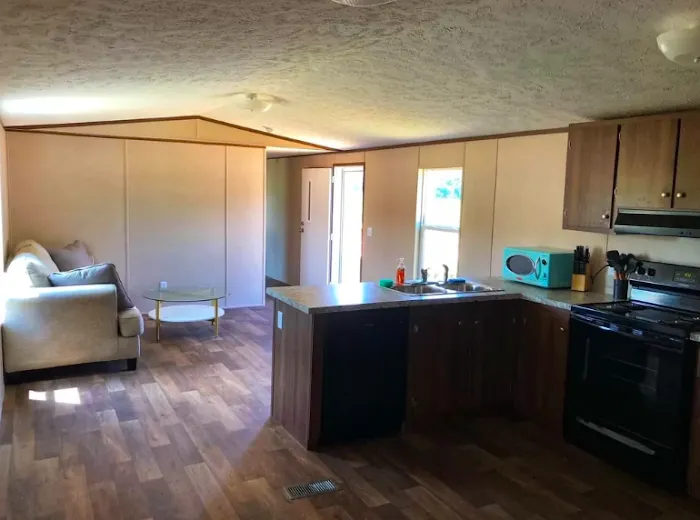 Royal Palm Estates Picture 6