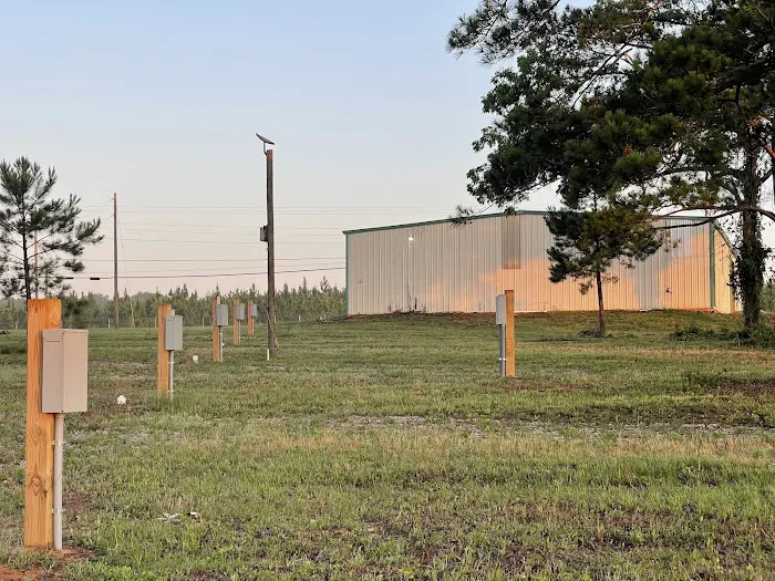 Wiregrass RV Park and Campground Picture 9