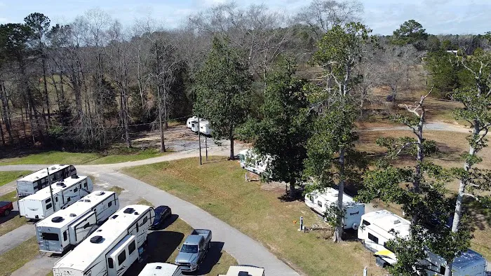 Mr D's RV Park Picture 9