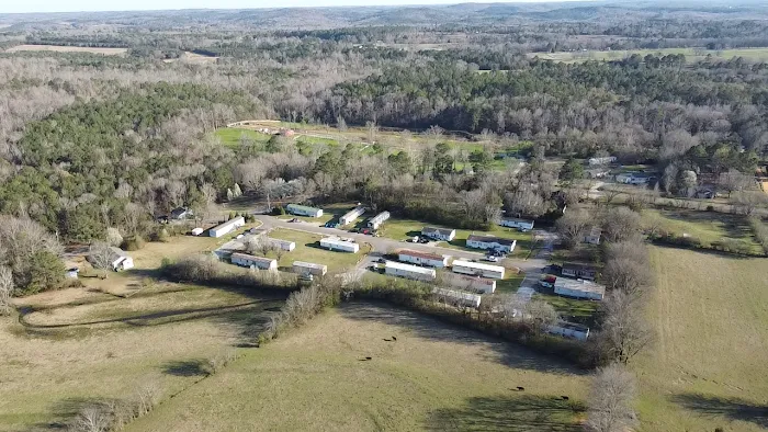 Moundville Mobile Home Park Picture 4