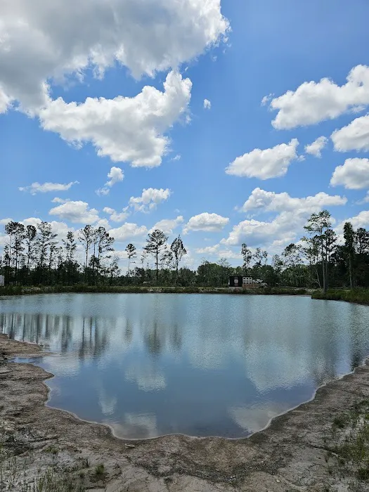 Lakeside at Whispering Pines RV Resort Picture 3