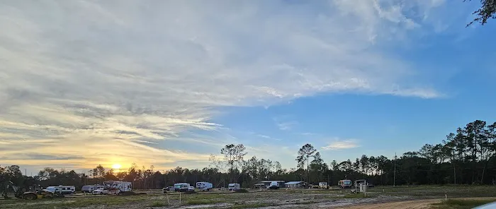 Lakeside at Whispering Pines RV Resort Picture 4
