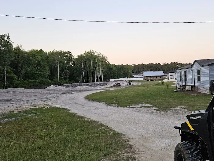 Hollis Smith RV Park Picture 3