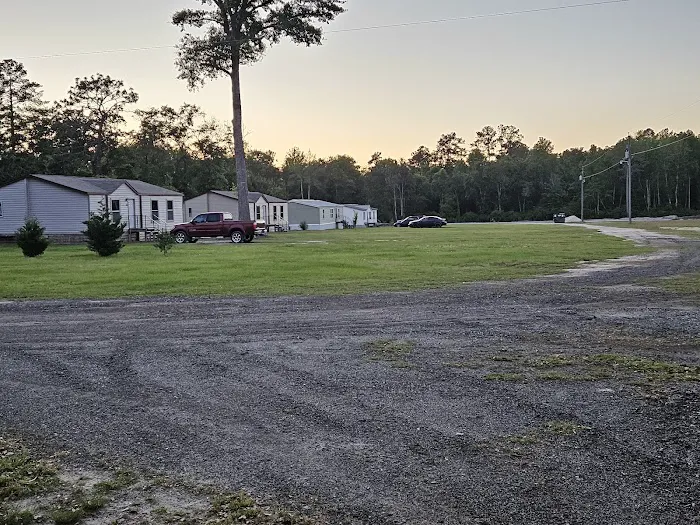 Hollis Smith RV Park Picture 6