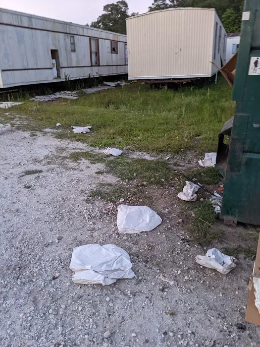 Deerfield mobile home park Picture 7