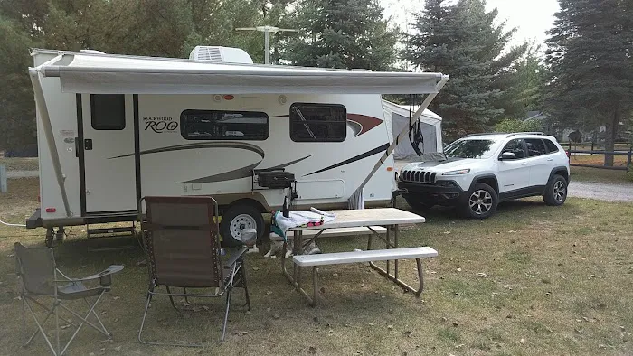 Whispering Oaks Campground Picture 7