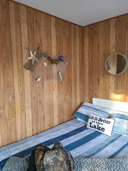 Ivan's Campground and Cabins Picture 3