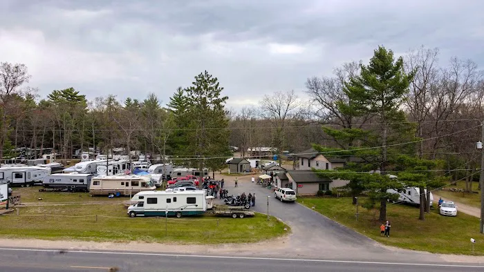 Ivan's Campground and Cabins Picture 7