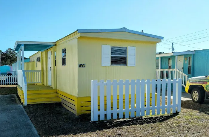 Happy Acres / Happy Campers / Happy Inn & Suites Picture 2