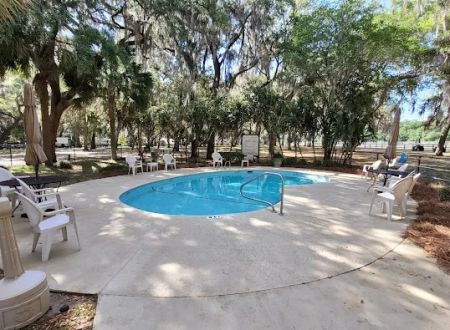 Eagle's Roost RV Resort