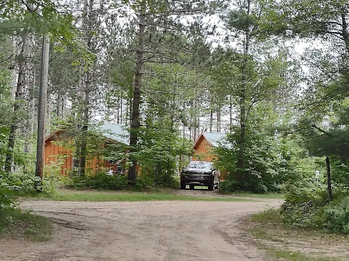 Rustic Rafters Cabins & Camping Picture 8
