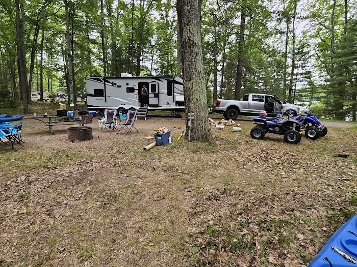 Island Lake Campground Picture 1