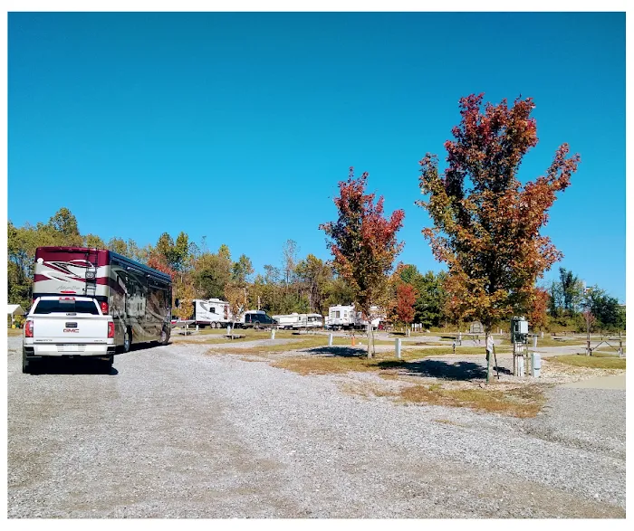 Tween the Lakes RV Park & Campground Picture 9