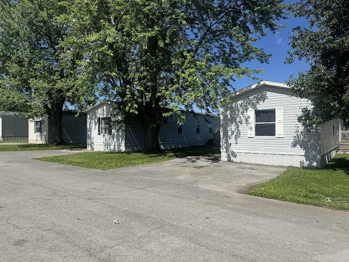 Ashwood Village Picture 5