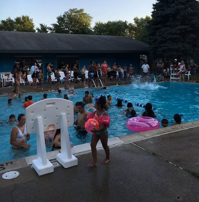Lakeshore Camp Resort Picture 3