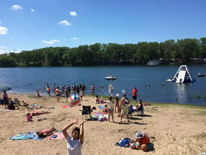 Lakeshore Camp Resort Picture 9