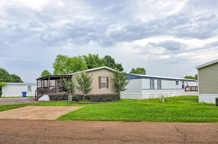 Southern Meadows Mobile Home Community Picture 1