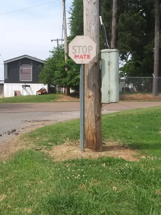 Flag City Mobile Home Community Picture 5