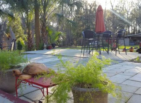 Graceville apartments & RV Park