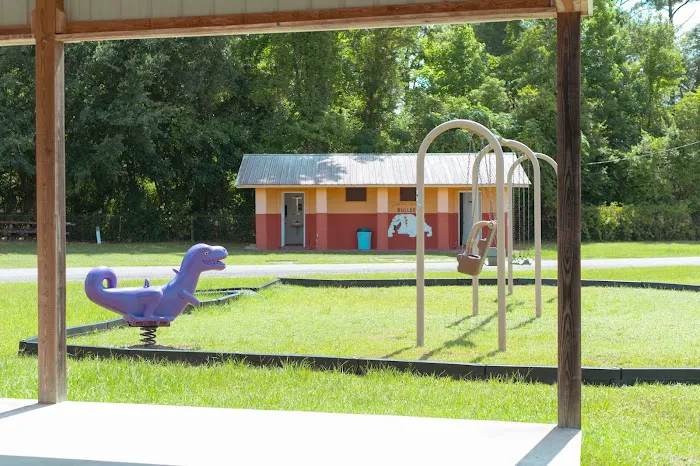 River Landing RV Park Picture 7