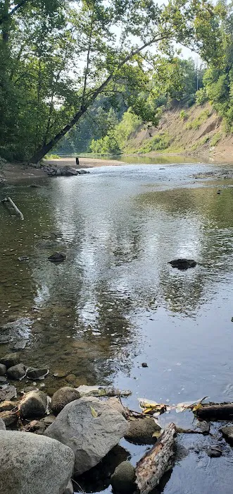 Sugar Creek Campground & Canoe Rentals Picture 5