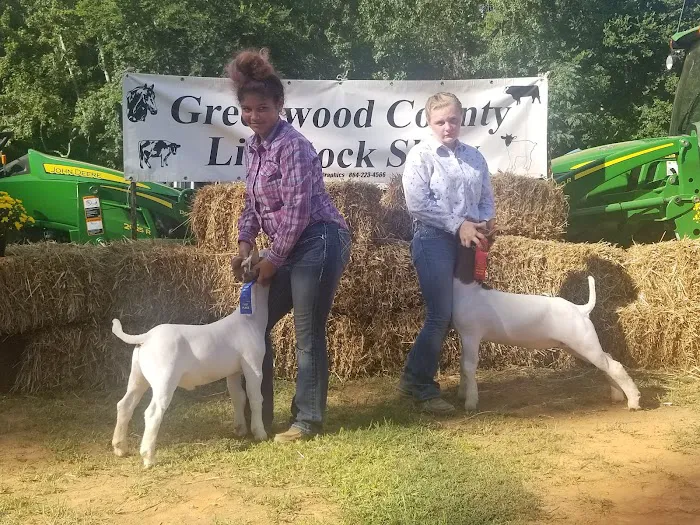 Maxwell Farms Picture 4
