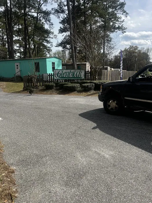 Glenbrook Mobile Home Community Picture 4