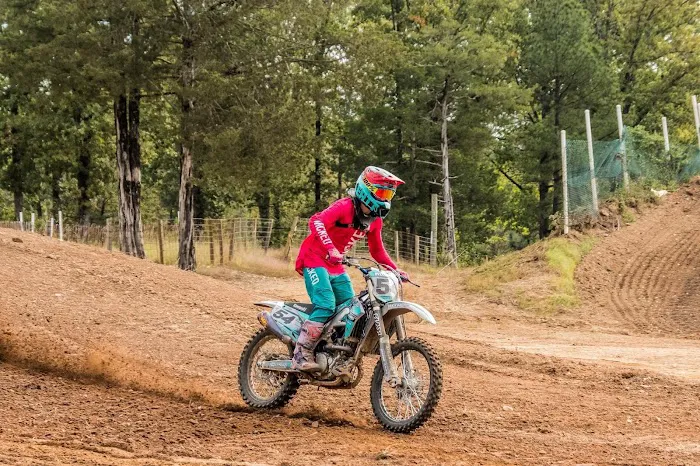 Aonia Pass Motocross & RV Park Picture 5