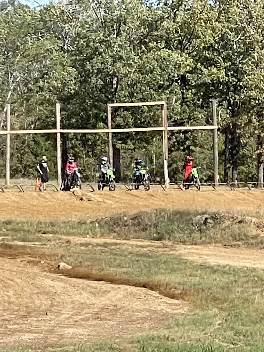 Aonia Pass Motocross & RV Park Picture 8